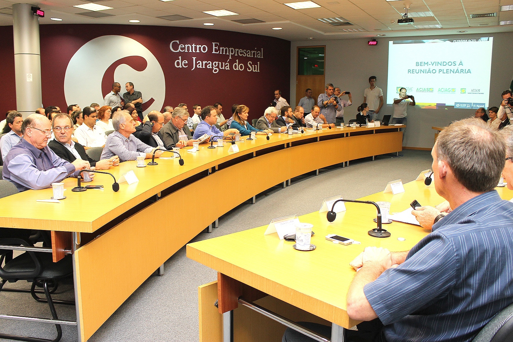 You are currently viewing Reforma Política esteve em debate em Jaraguá do Sul