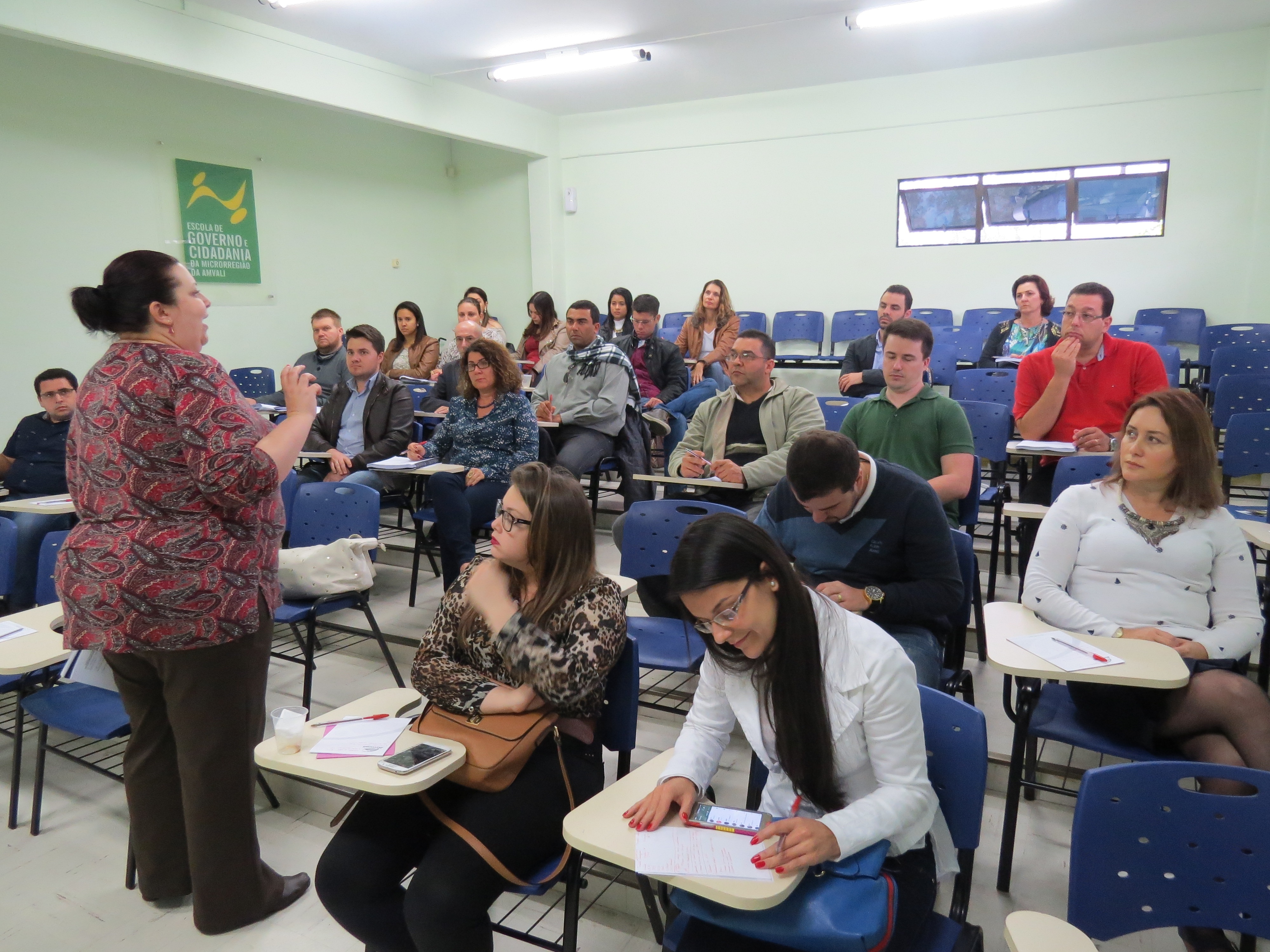 Read more about the article Aberto na AMVALI o curso sobre a teoria do Simples Nacional