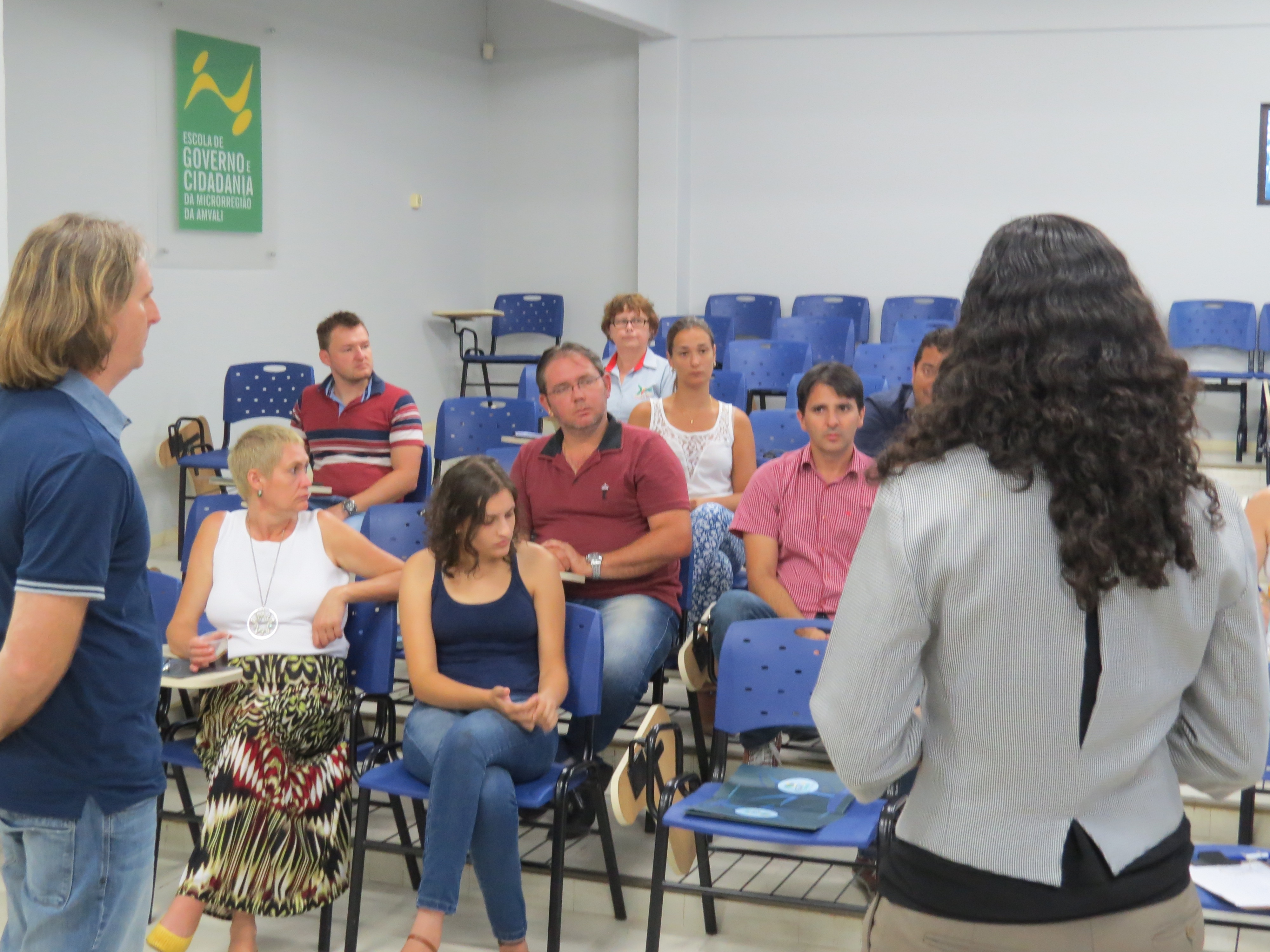 Read more about the article Raizes do Brasil apresenta projetos para colegiados de Cultura e Turismo da AMVALI