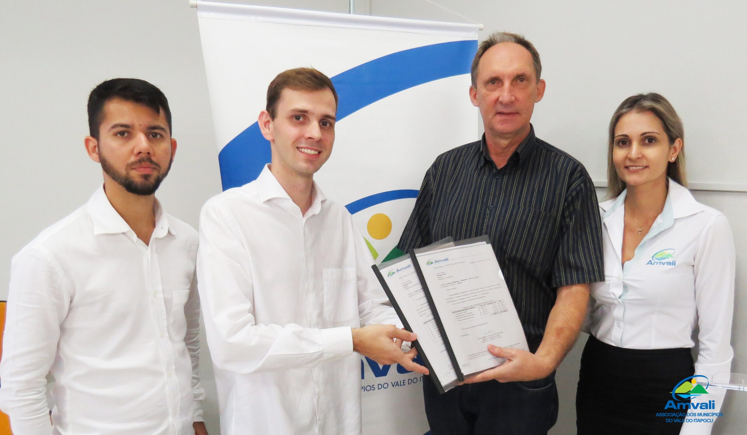 You are currently viewing Amvali Realiza Entrega de Projetos para Schroeder