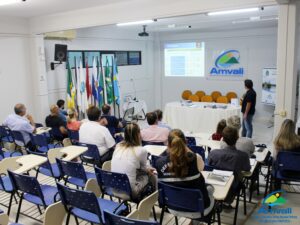 Read more about the article Celesc Geração apresenta planos da PCH Bracinho