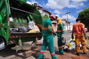 Read more about the article Coleta de lixo domiciliar tem alterações em Schroeder