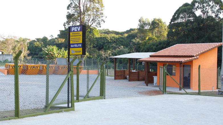 You are currently viewing Começa a construção do primeiro Ponto de Entrega Voluntária de Jaraguá do Sul