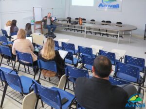 Read more about the article Realizada 2ª formação para Gestores da Educação dos Municípios da AMVALI