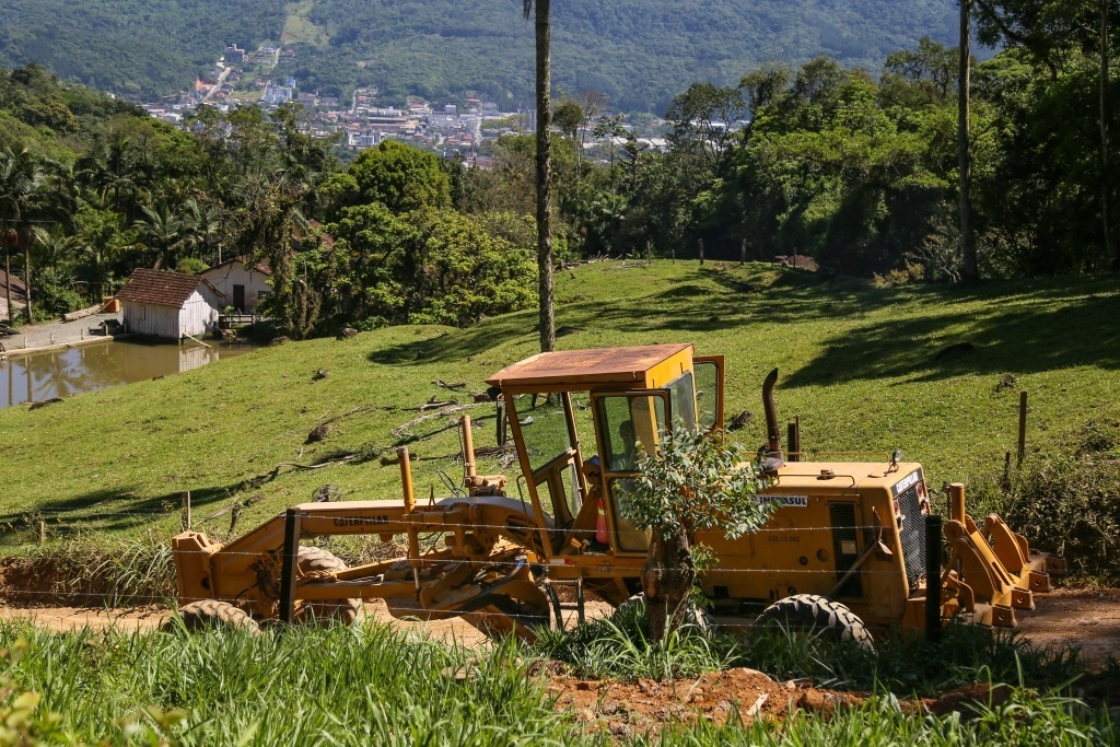 Read more about the article Último trecho no Boa Vista começa a receber pavimentação