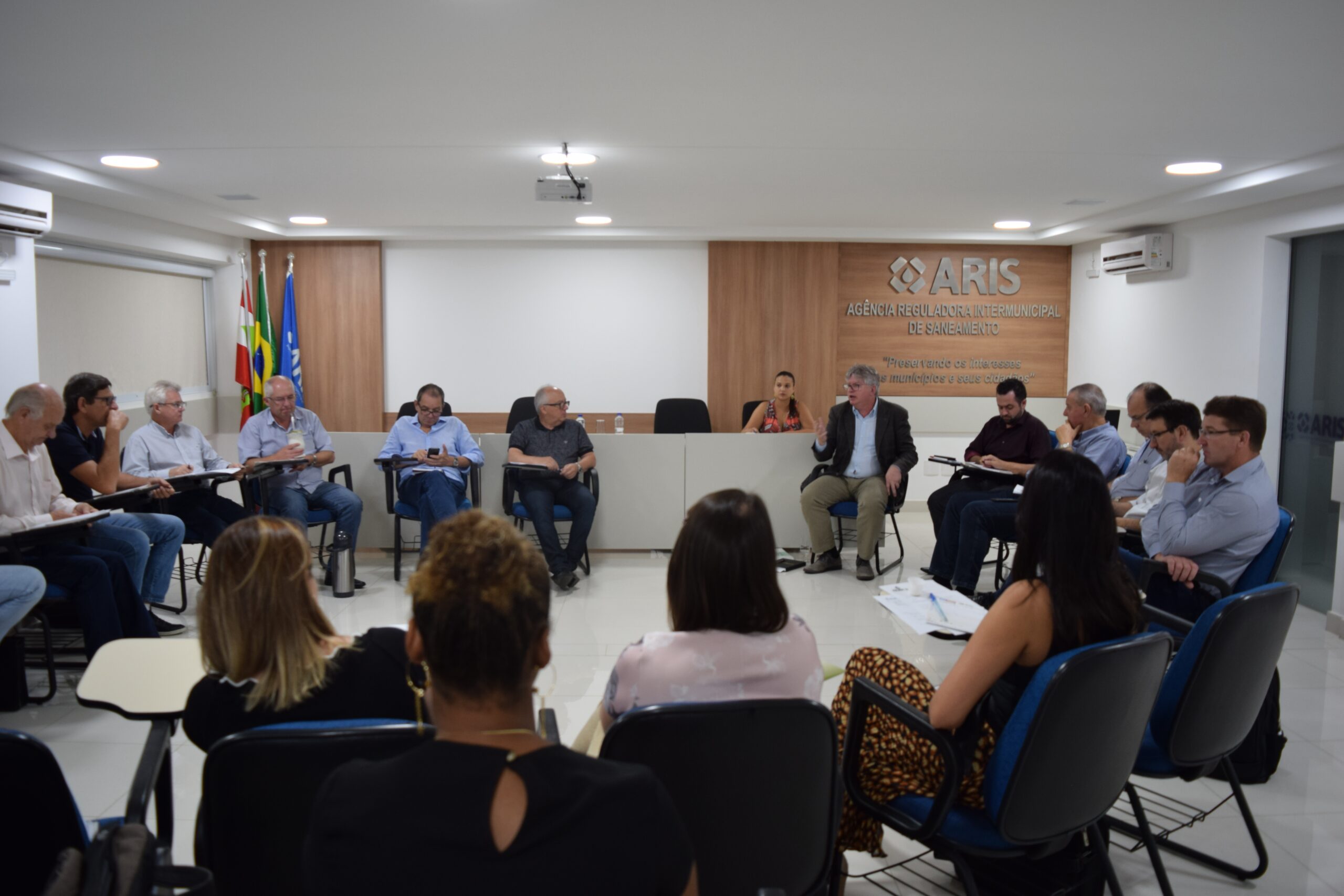 You are currently viewing Executivos e prefeitos participaram de importantes reuniões para o Municipalismo catarinense