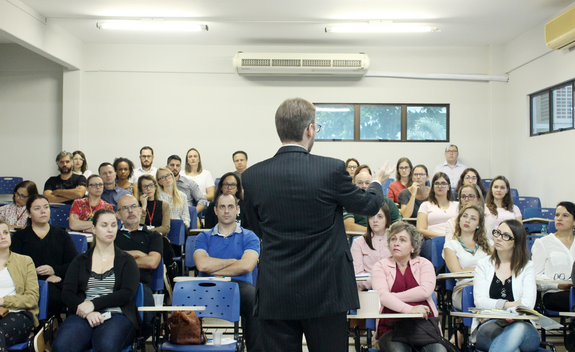 You are currently viewing Amvali realiza Palestra sobre Questões Gerais de Processos Administrativos