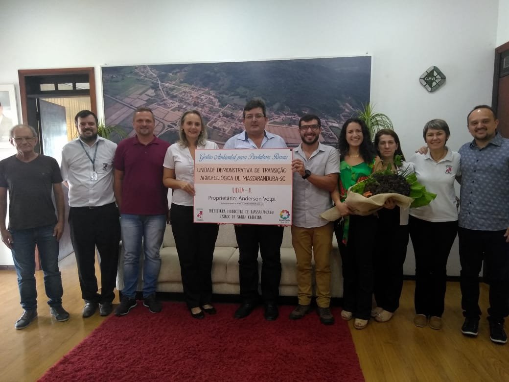 Read more about the article Vencedores do concurso para escolha de propriedade agroecológica de Massaranduba assinam termo de compromisso