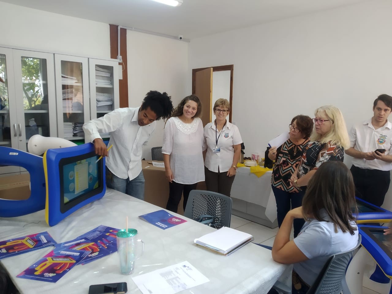 You are currently viewing Secretaria Municipal de Educação adquire mesas digitais para atender alunos com deficiência