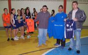 Read more about the article Equipe feminina de handebol de Barra Velha recebe novo uniforme