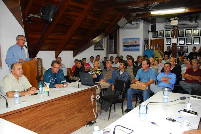 You are currently viewing Prefeitura assina ordem de serviço para obras da Boca da Barra