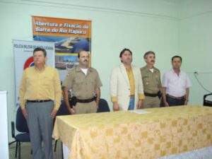 Read more about the article Prefeitos da Amvali prestigiam aula inaugural de Formação de Soldados