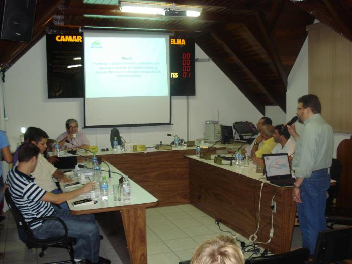 You are currently viewing AMVALI participa de sessão na Câmara de Barra Velha