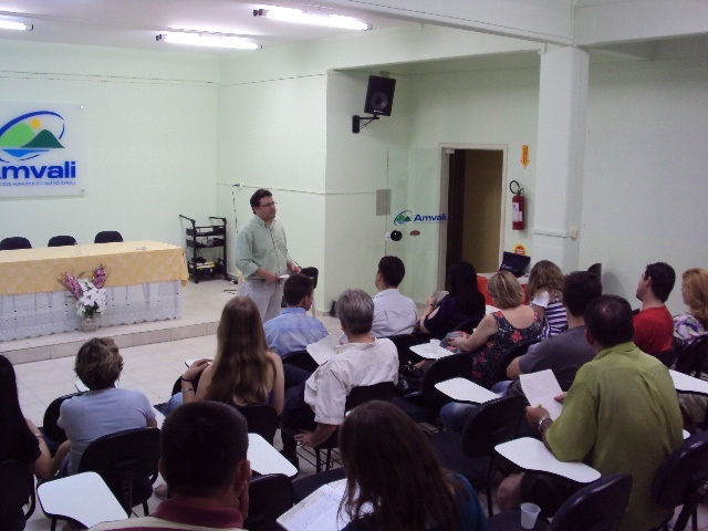 You are currently viewing Formatura da Escola de Governo será dia 15 de dezembro