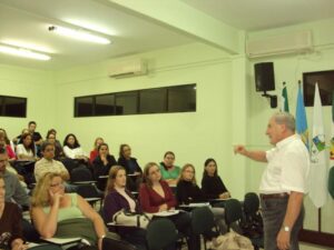 Read more about the article Victor Danich na Escola de Governo