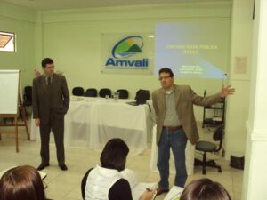 Read more about the article Servidores públicos municipais participam de capacitação