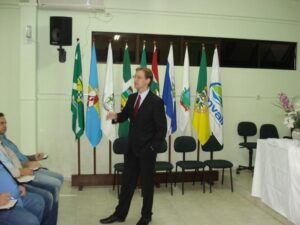 Read more about the article AMVALI realiza palestra sobre legislação eleitoral