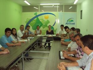 Read more about the article AMVALI realiza Curso de Elaboração de Projetos