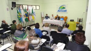 Read more about the article Coordenador do SAMU participa de reunião na AMVALI