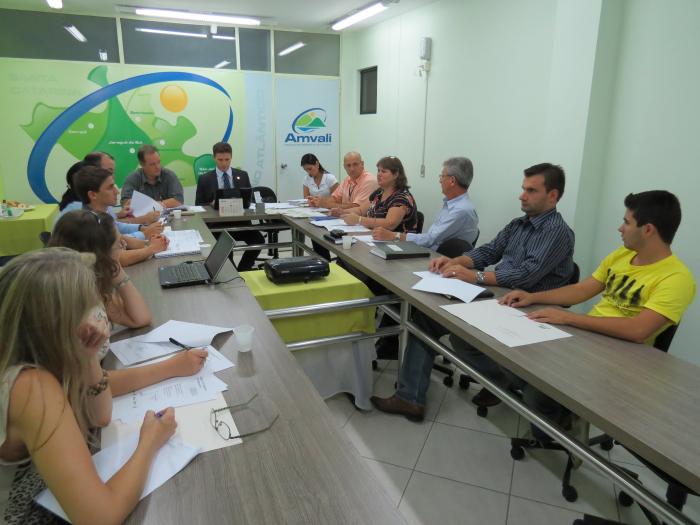 You are currently viewing Colegiado de Contadores discute sobre calendário da gestão municipal