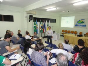 Read more about the article Palestra sobre planejamento estratégico é realizada na Escola de Governo e Cidadania