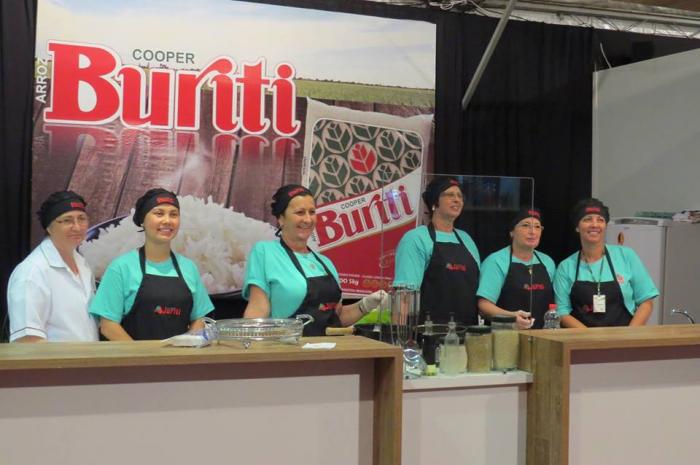 Read more about the article AMVALI está presente no stand da Cooper Juriti na 14ª Fecarroz