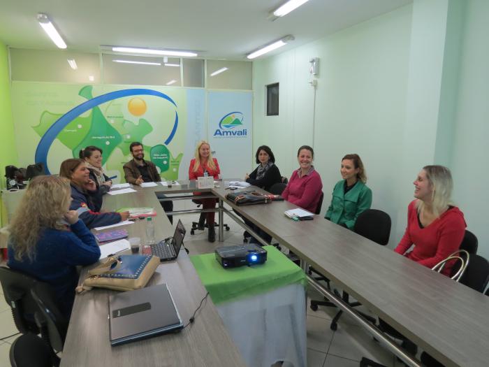 You are currently viewing Câmara Técnica de Saúde Mental realiza reunião e discute sobre capacitações