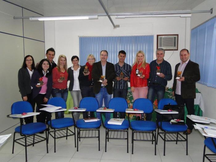 You are currently viewing Colegiado de Educação realizou reunião em São João do Itaperiú