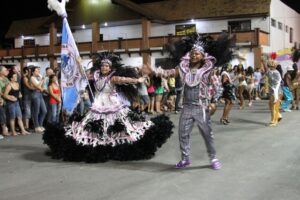 Read more about the article Em Cima da Hora é heptacampeão do Carnaval de Jaraguá