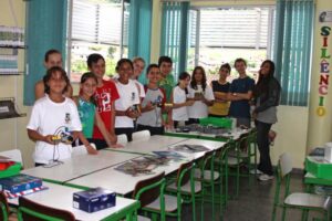 Read more about the article Projeto de Robótica Educacional faz com que estudantes desenvolvam protótipos