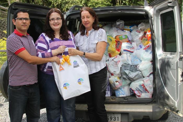 You are currently viewing Prefeitura recebe kits de higiene para distribuir nos Cras / Oficinas e agenda dos Cras