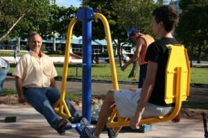 Read more about the article Barra Velha vai instalar Academia da Melhor Idade na Praça Lauro de Loyola