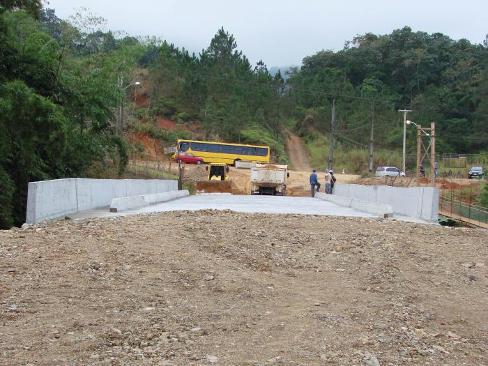 Read more about the article Secretaria de Obras e Urbanismo realiza melhorias em Santa Luzia e na Vila Baependi