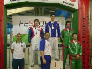 Read more about the article Karate conquista segundo com gostinho de primeiro nos Jogos Abertos