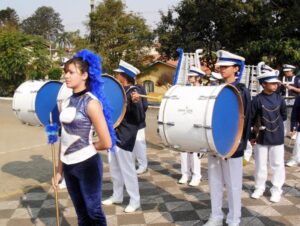 Read more about the article Novos instrumentos e uniformes para a Fanfarra Profª Onédia