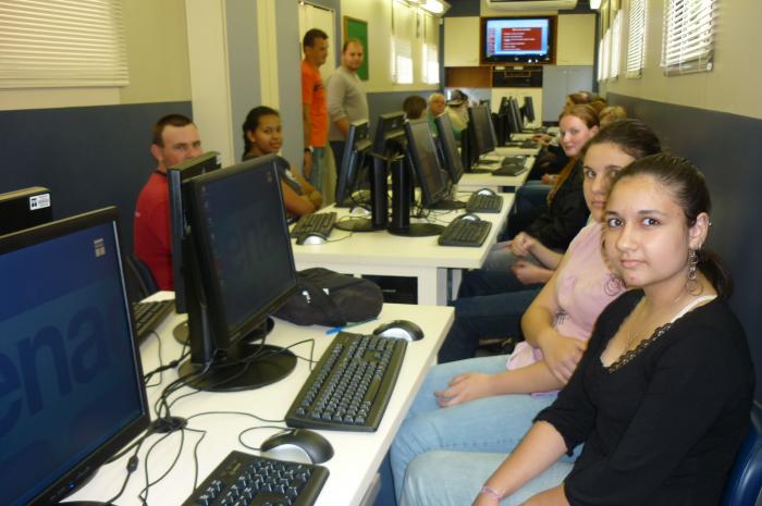 Read more about the article Aulas do curso gratuito de operador de computador do Senac iniciaram