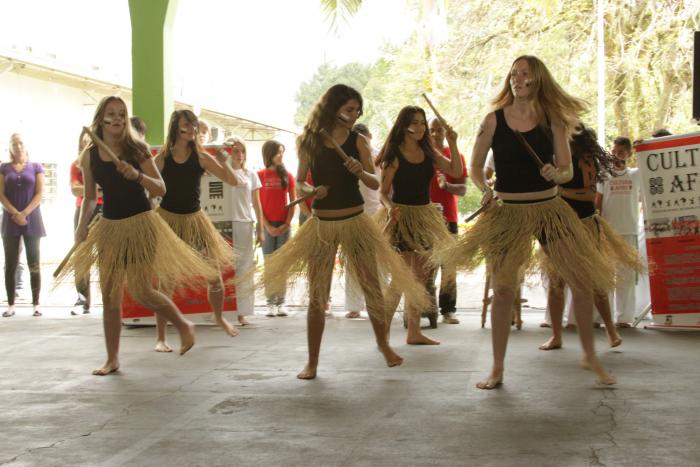 You are currently viewing Música e dança abrem a Semana da Consciência Negra