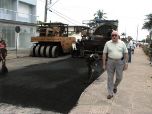 Read more about the article Iniciada pavimentação asfáltica da marginal da lagoa