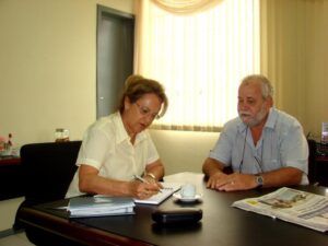 Read more about the article Prefeita recebeu presidente do Conselho Municipal de Saúde