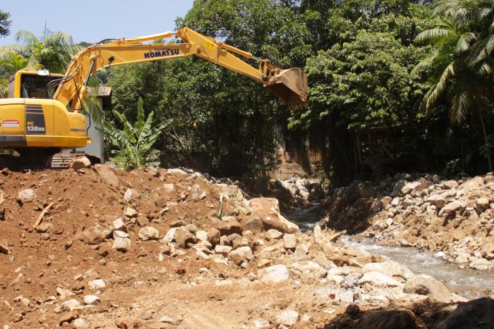 You are currently viewing Prefeitura acelera trabalhos de reconstrução