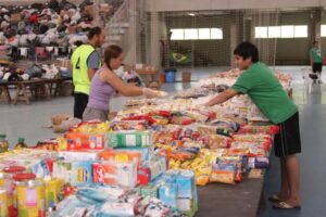 Read more about the article Arena recebe donativos e materiais atingidos pelas enxurradas