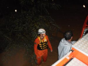 Read more about the article GVBS GERAR apoia Defesa Civil em operação de resgate na Tifa Aurora em Jaraguá do Sul