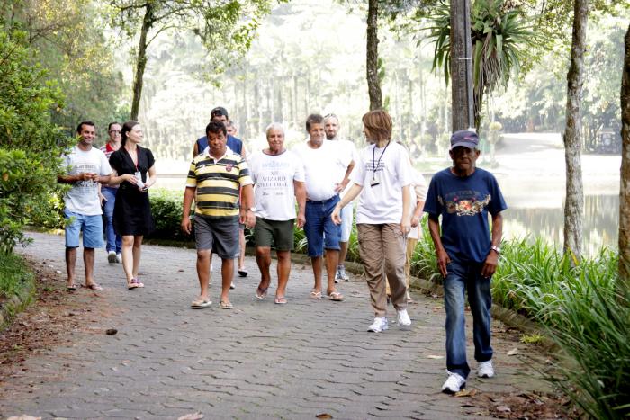 You are currently viewing Abrigados do Centro de Resgate Social aproveitam dia de lazer no Parque Malwee