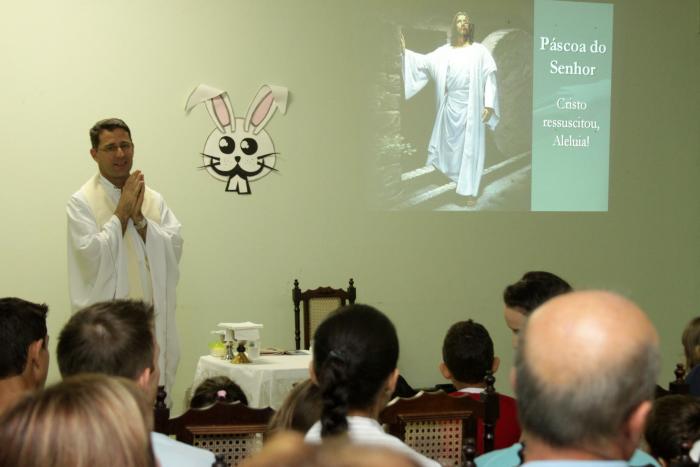 You are currently viewing Crianças abrigadas participaram de celebração infantil e aprendem o significado da Páscoa