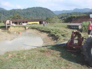 Read more about the article Prefeitura adquire bomba de sucção para limpeza de viveiros de peixes