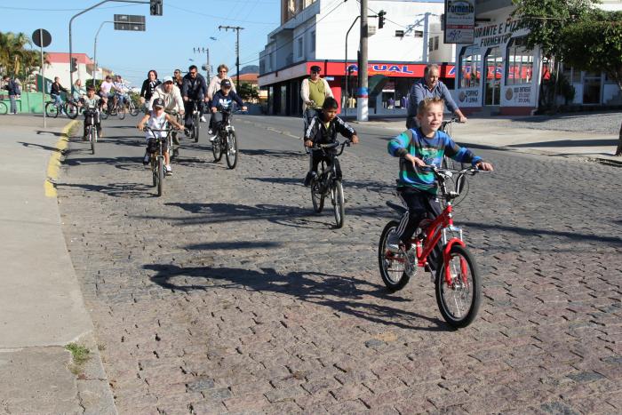 You are currently viewing Passeio ciclístico encerra Semana do Meio Ambiente em Guaramirim