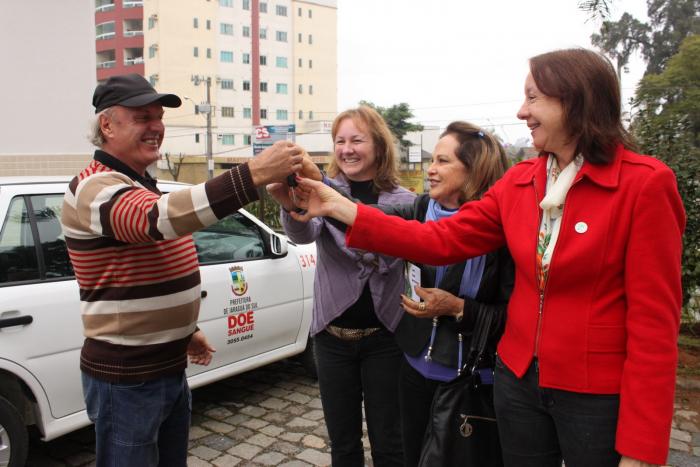 Read more about the article Creas II recebe veículo e inaugura jardim feito por adolescentes assistidos na Casa da Serenidade