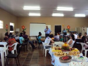 Read more about the article Curso de panificação e confeitaria propicia satisfação e renda extra para jovens e adultos