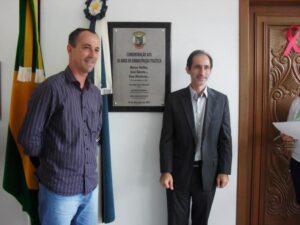 Read more about the article Prefeitura de Barra Velha faz Solenidade de Descerramento da Placa Comemorativa dos 50 anos