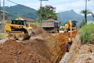 Read more about the article Início das obras de pavimentação asfáltica no bairro seminário